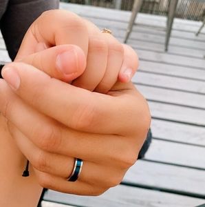 Meet your Posher, Eva